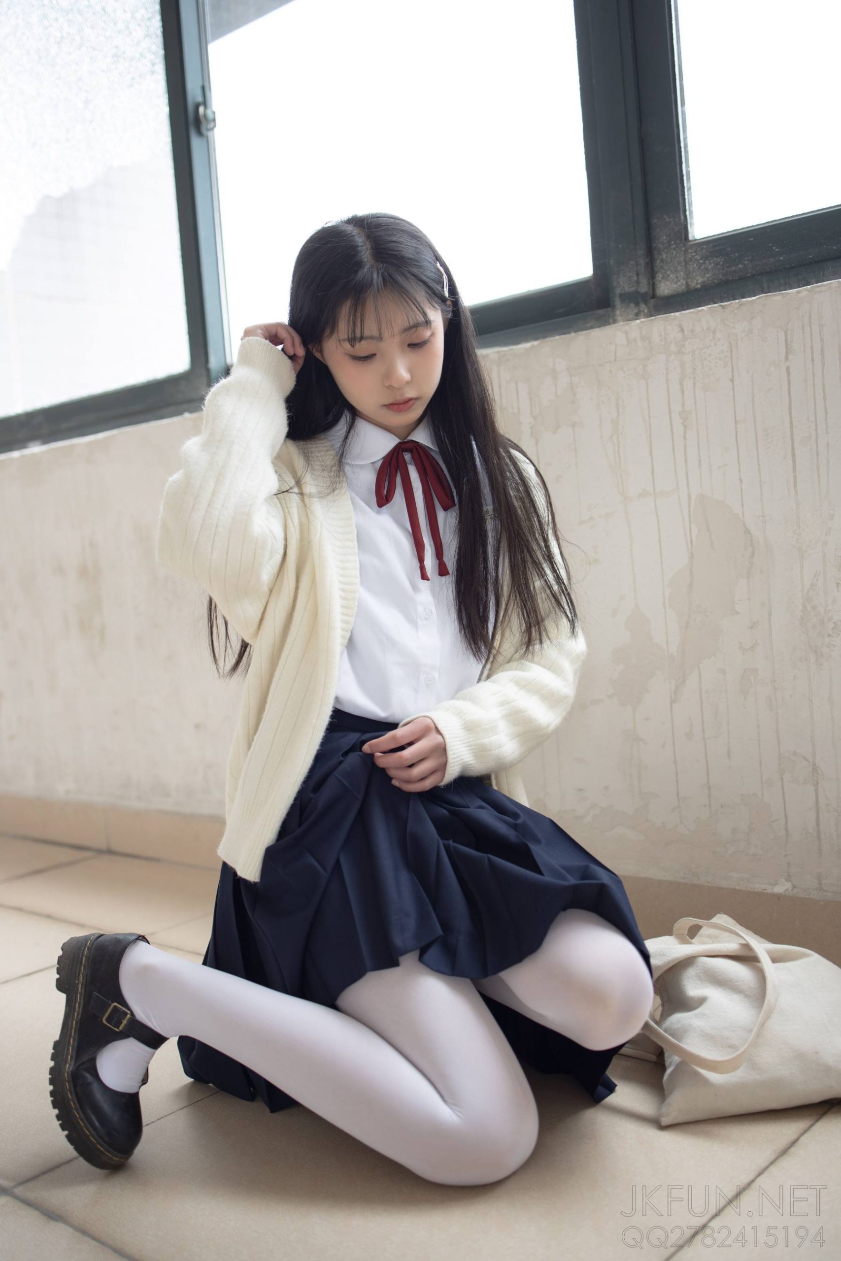 图片[3]-甜美可人的白丝姑娘【127P】20011-巴卡街拍