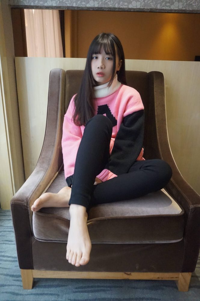 齐刘海的长发女孩【70P】20016-巴卡街拍
