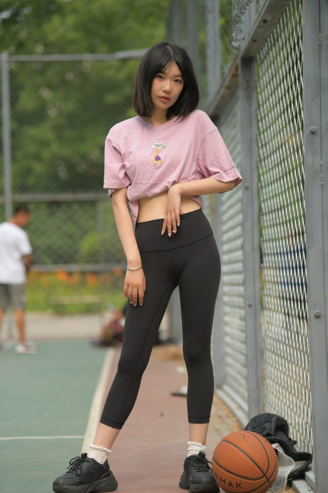 图片[3]-穿瑜伽裤打篮球的大三女孩J2198 463P1V-18.6GB-巴卡街拍