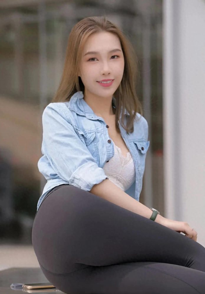 图片[2]-非常漂亮的瑜伽裤女孩J1990 733P1V-27.9GB-巴卡街拍