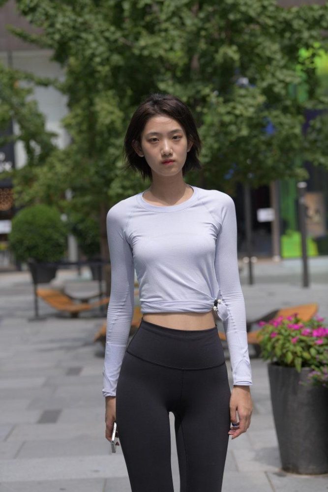 短发长腿的女生J2791 292P-5.71GB-巴卡街拍