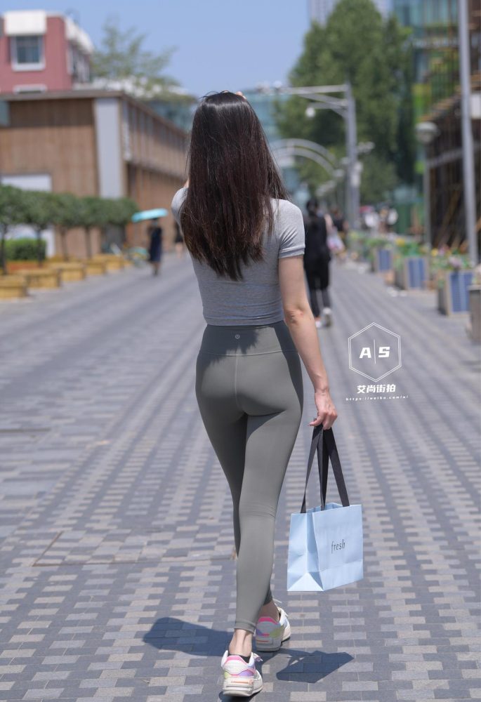 非常漂亮的瑜伽裤女孩J2192 501P1V-15.5GB-巴卡街拍