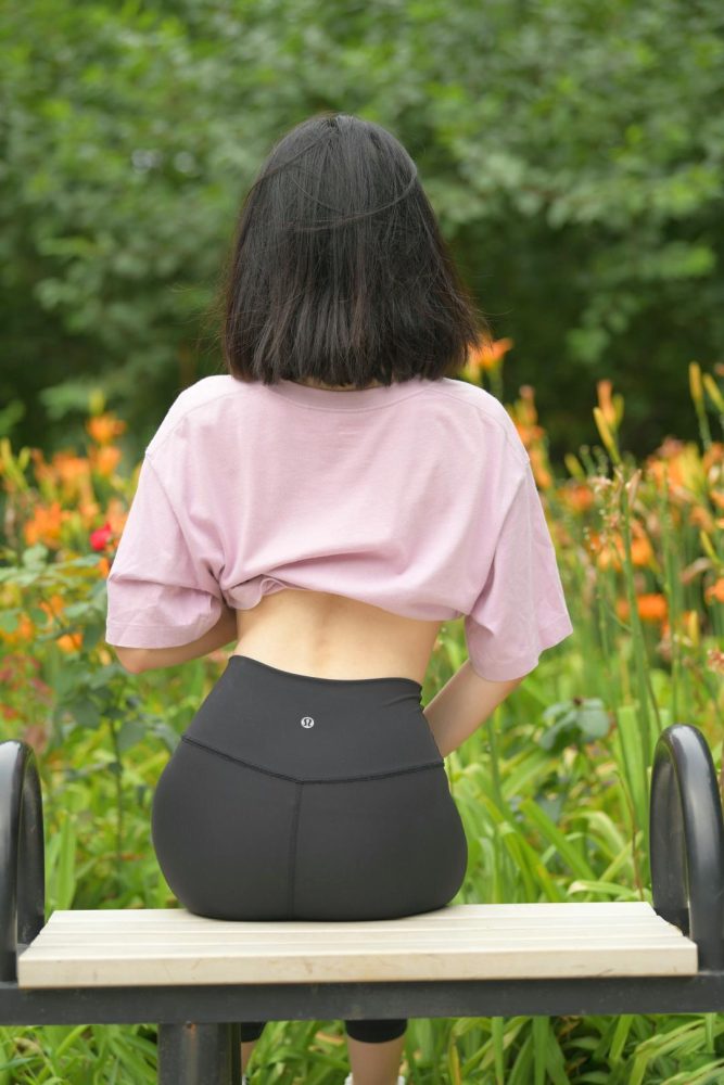 图片[2]-穿瑜伽裤打篮球的大三女孩J2198 463P1V-18.6GB-巴卡街拍