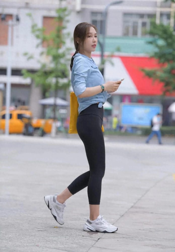 图片[3]-非常漂亮的瑜伽裤女孩J1990 733P1V-27.9GB-巴卡街拍