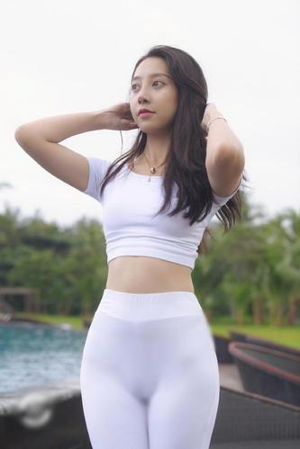图片[2]-白色瑜伽裤柔情女孩 J1406 554P2V-21.1GB-巴卡街拍