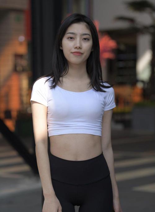 图片[3]-这背景简直太美了 J1412 664P1V-19.4GB-巴卡街拍