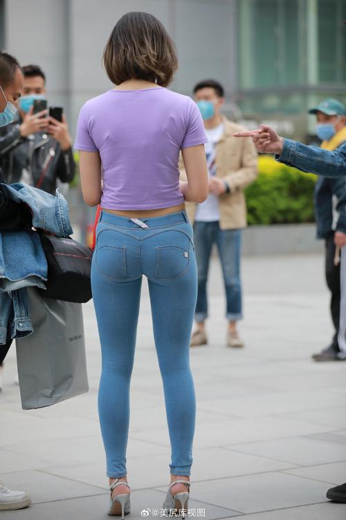 图片[4]-爱笑的短发紧身牛仔裤姑娘J1911 114P12V-7.29GB-巴卡街拍